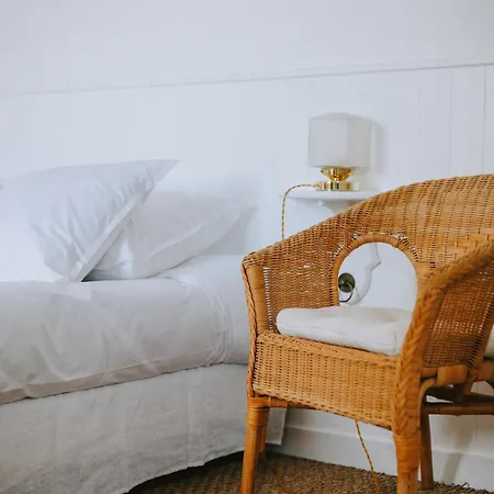 Rivage, Et Table Hotel